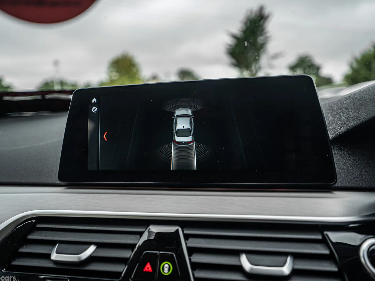 BMW 5-Series Saloon, Petrol Plug-in Hybrid, 2017, Grey