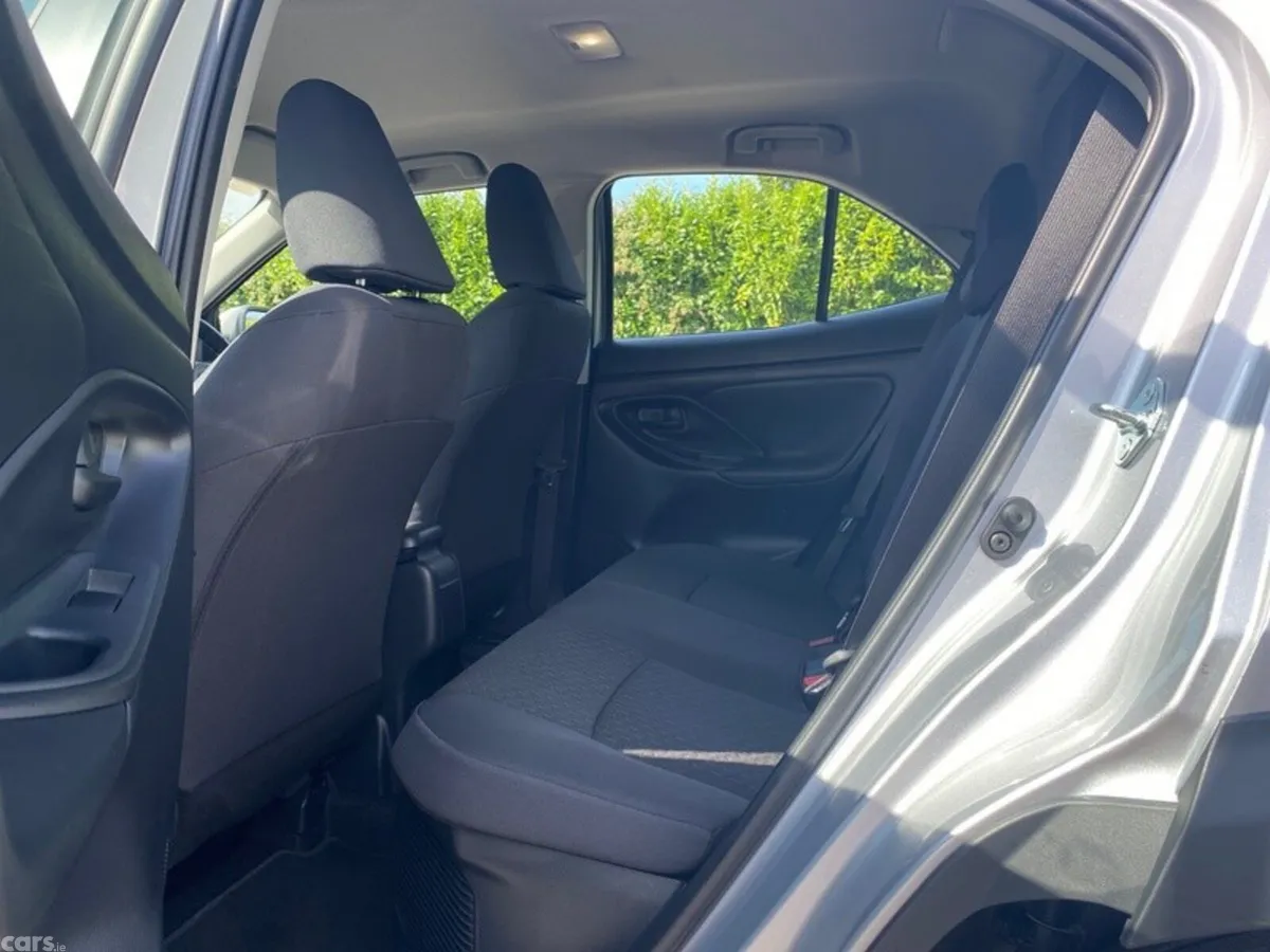 Toyota Yaris Cross SUV, Petrol Hybrid, 2026, Grey