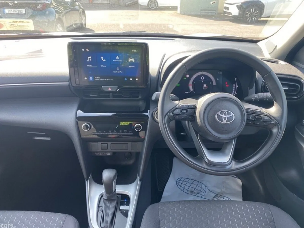 Toyota Yaris Cross SUV, Petrol Hybrid, 2026, Grey