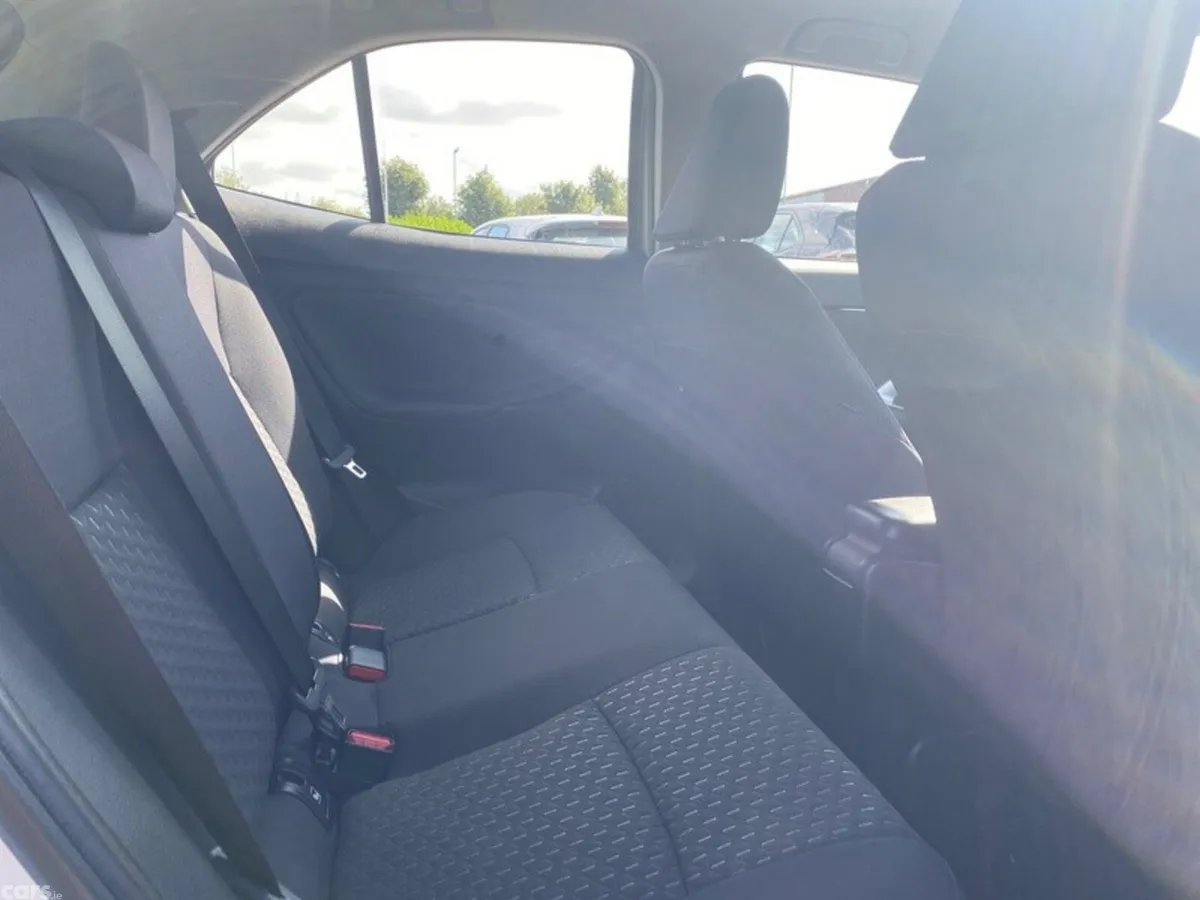 Toyota Yaris Cross SUV, Petrol Hybrid, 2026, Grey