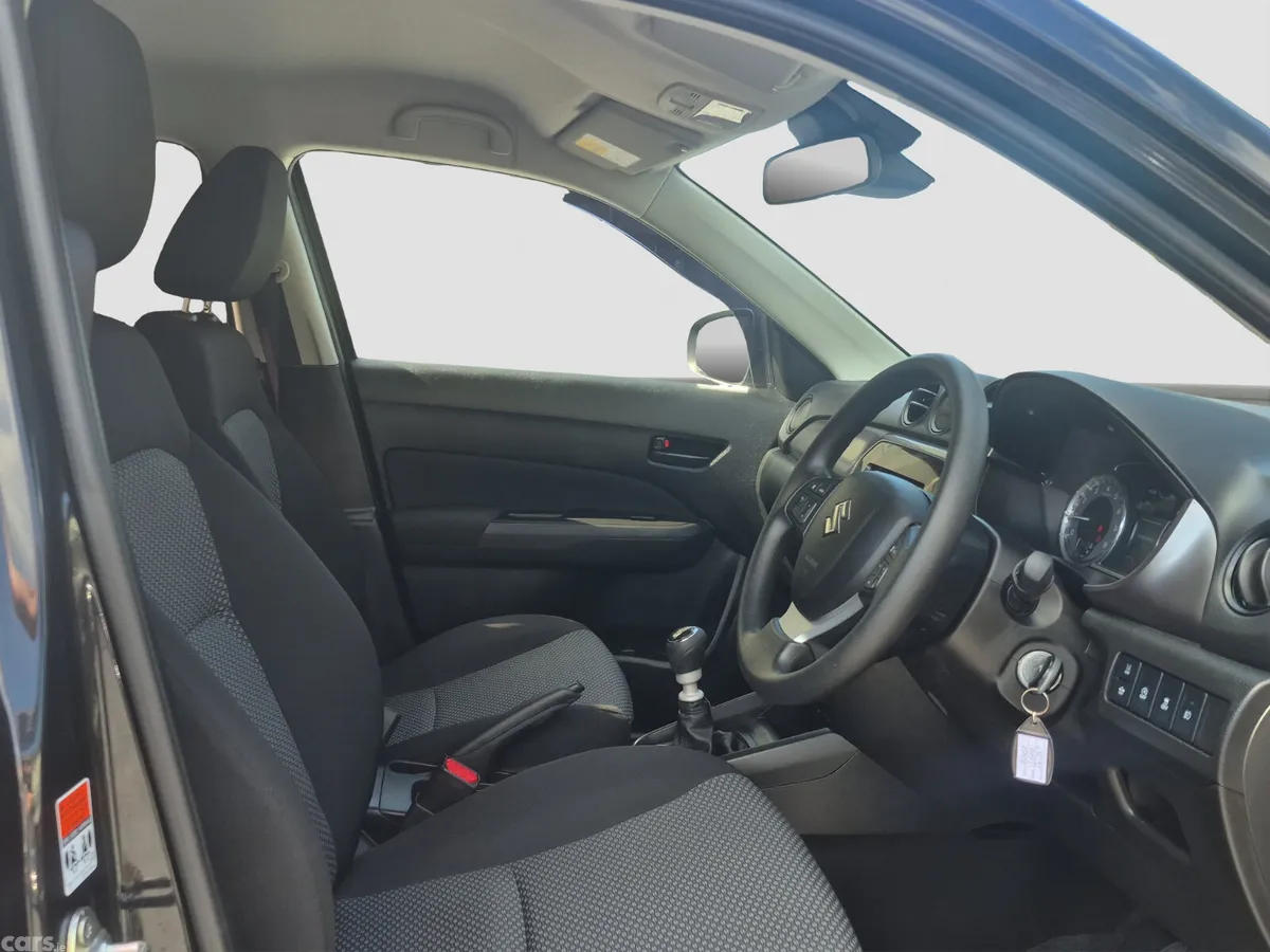Suzuki Vitara SUV, Petrol Hybrid, 2023, Black