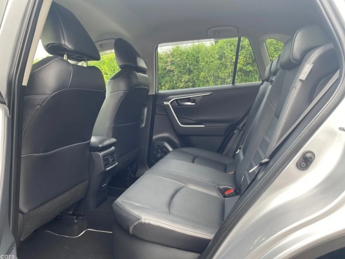 Toyota RAV4 SUV, Petrol Hybrid, 2022, Silver