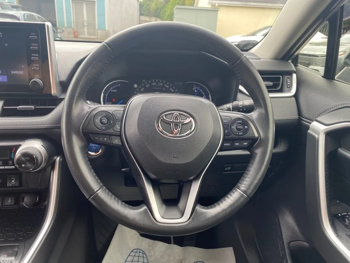Toyota RAV4 SUV, Petrol Hybrid, 2022, Silver