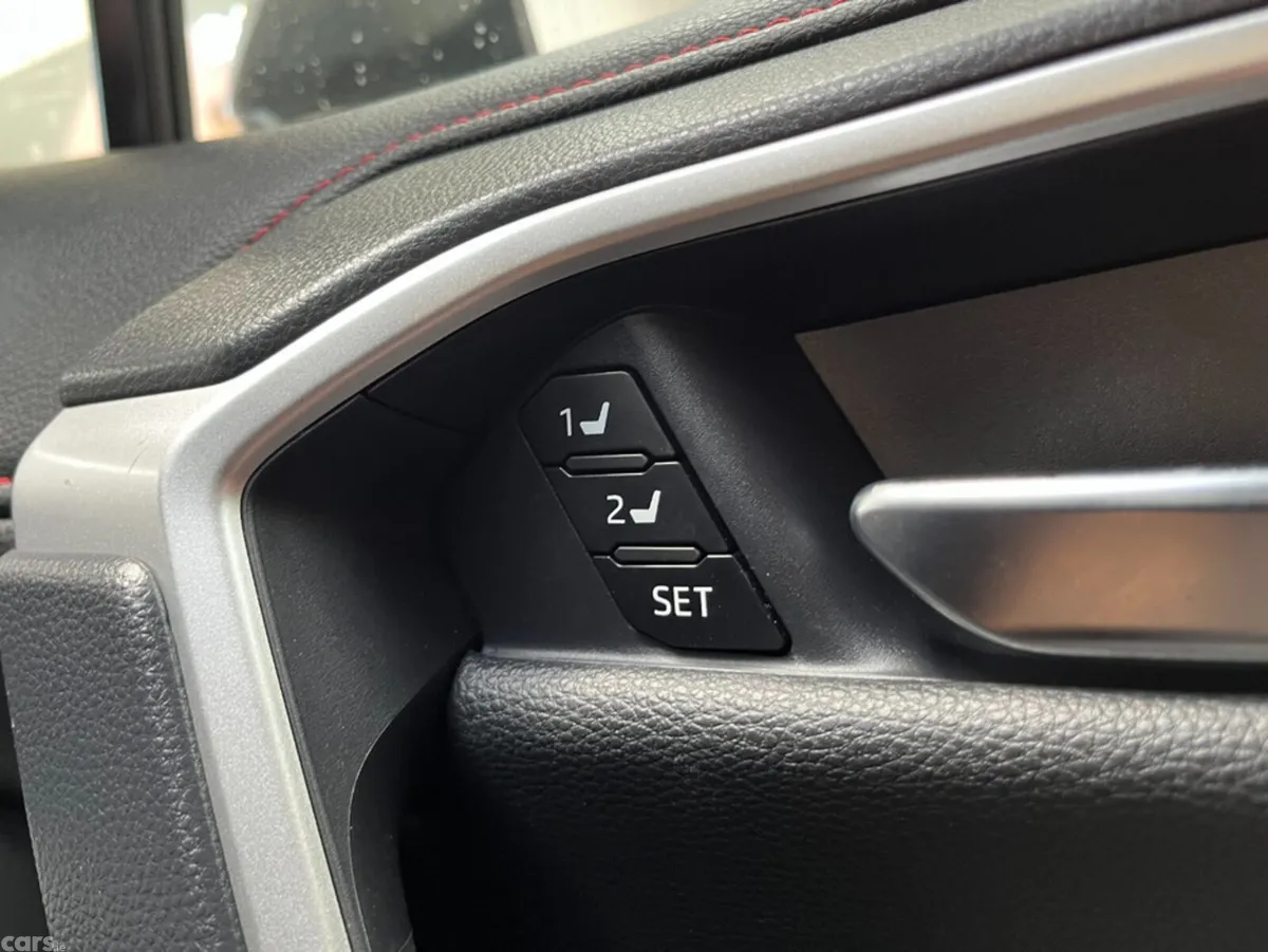 Toyota RAV4 SUV, Petrol Hybrid, 2024, Green