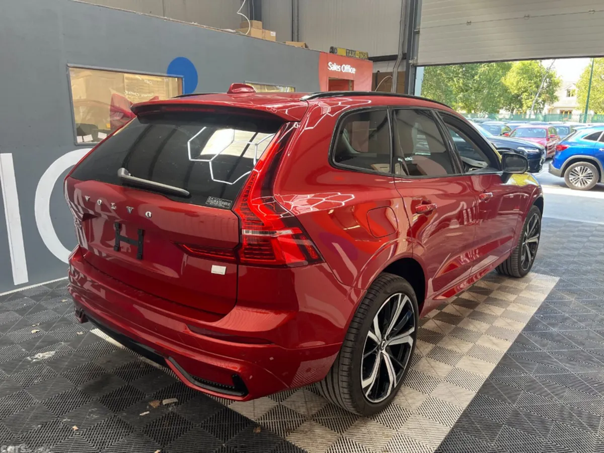 Volvo XC60 SUV, Petrol Plug-in Hybrid, 2024, Red