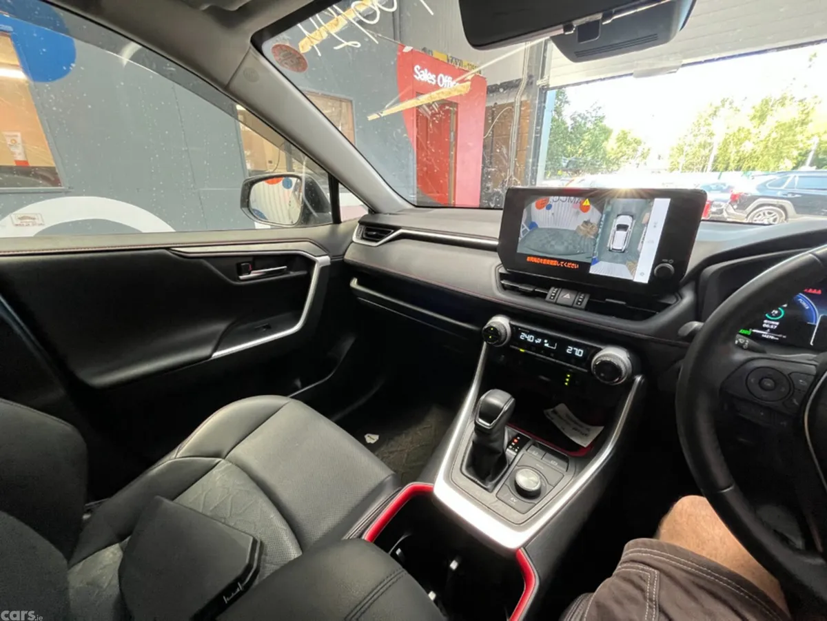 Toyota RAV4 SUV, Petrol Hybrid, 2024, Green