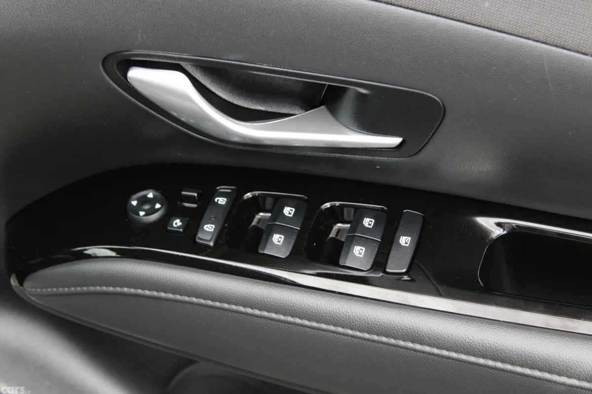 Hyundai Tucson SUV, Petrol Hybrid, 2023, Grey