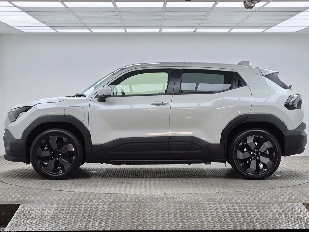 Suzuki Vitara SUV, Electric, 2026, White