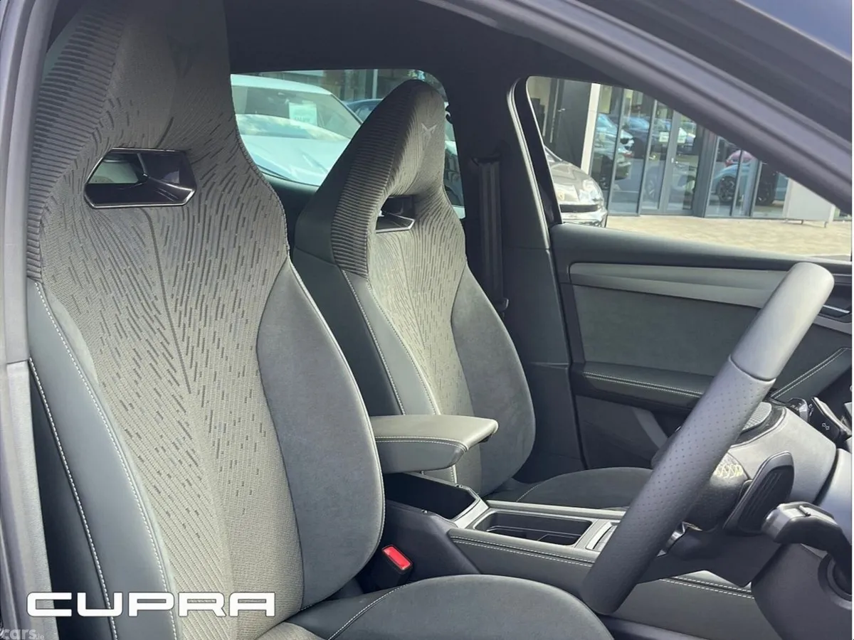 Cupra Leon Hatchback, Diesel, 2027, Black