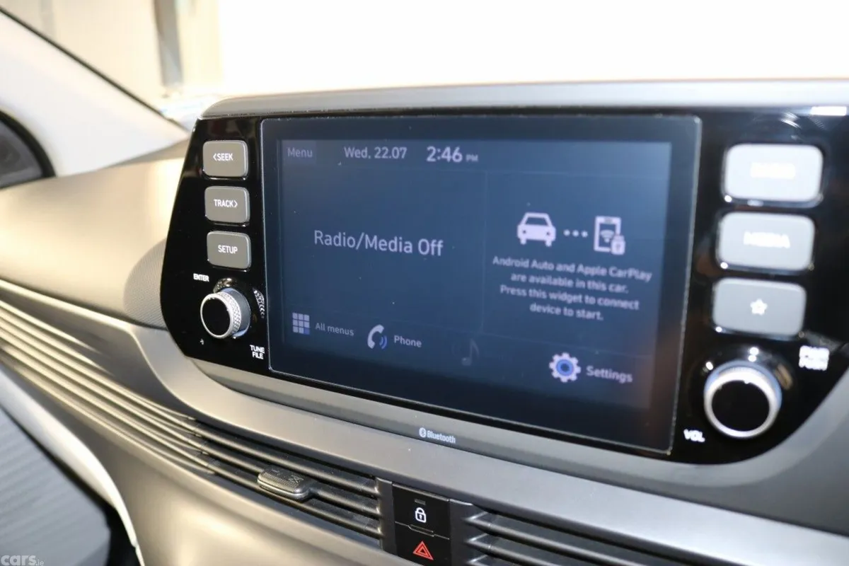 Hyundai i20 Hatchback, Petrol, 2022, Red