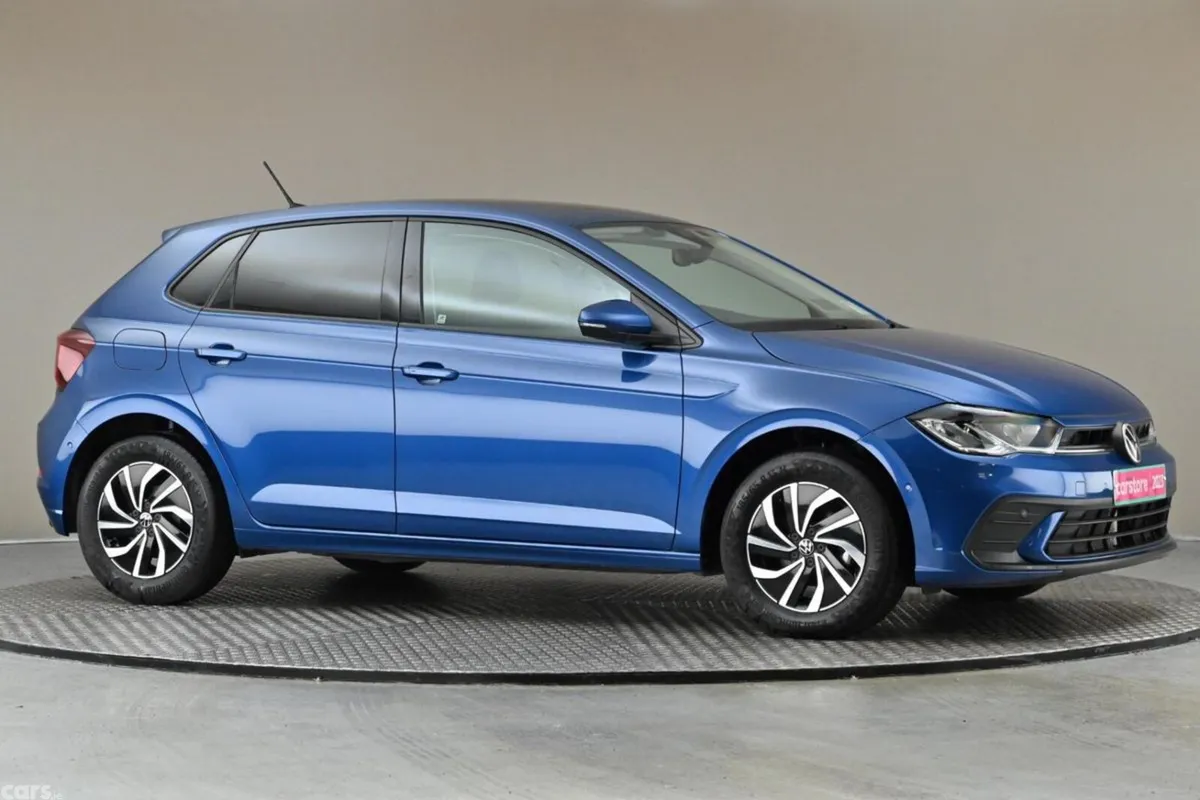 Volkswagen Polo Hatchback, Petrol, 2023, Blue