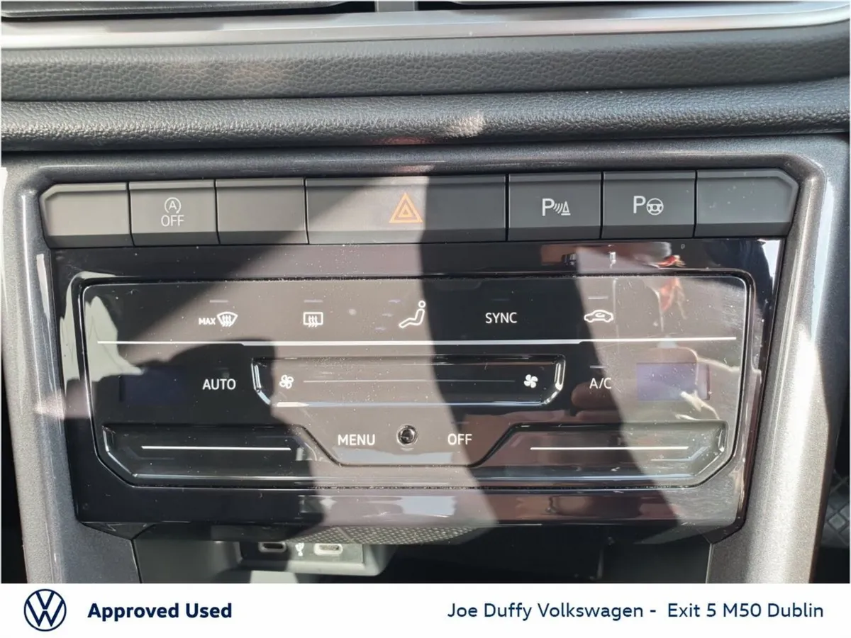 Volkswagen T-Roc SUV, Petrol, 2023, Red