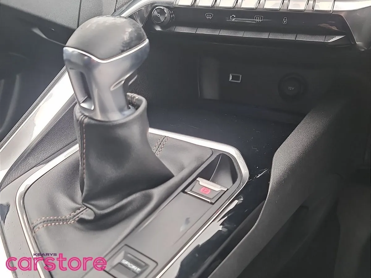 Peugeot 3008 SUV, Diesel, 2017, Gold