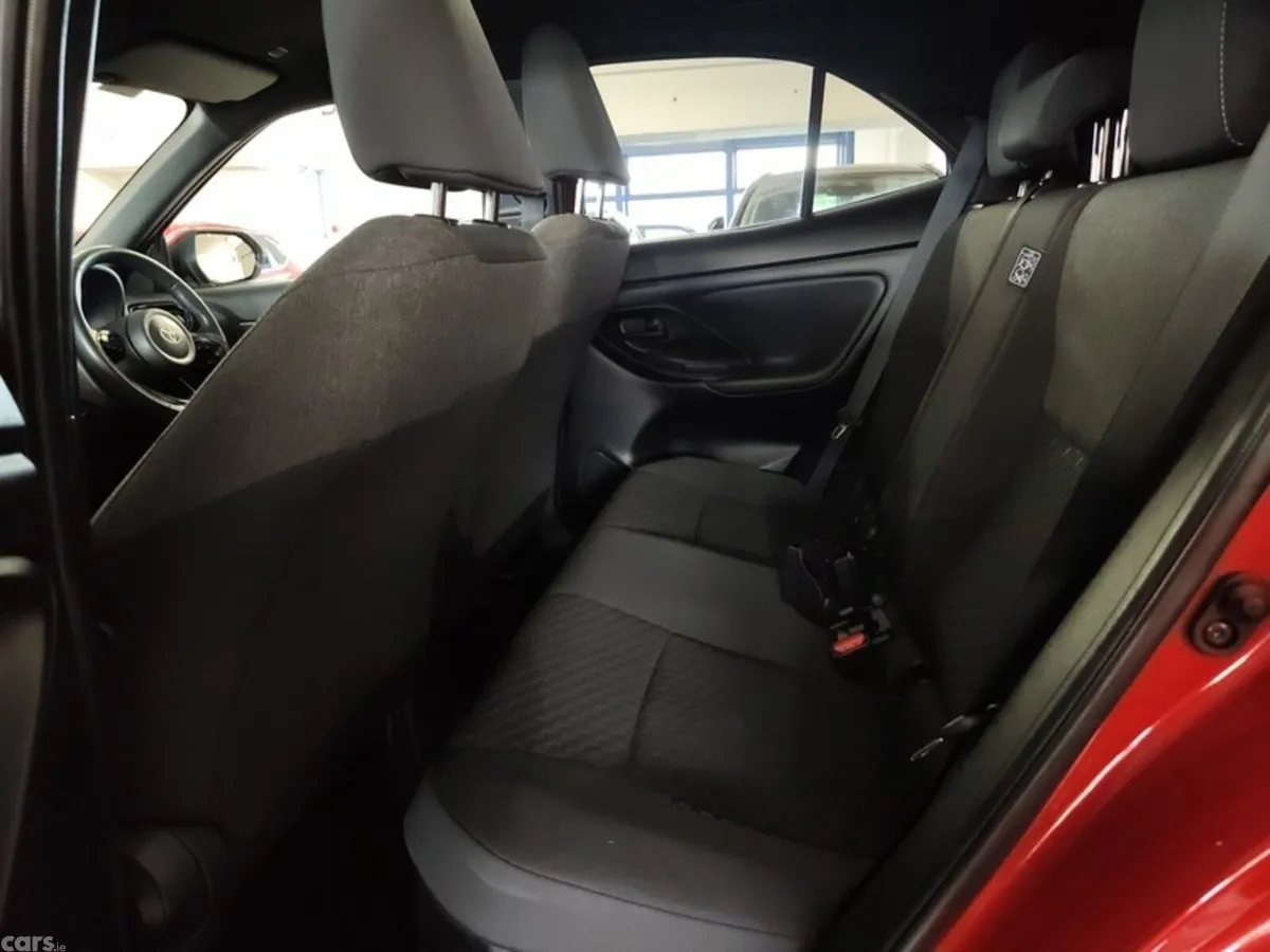 Toyota Yaris Cross Hatchback, Petrol Hybrid, 2024, Red