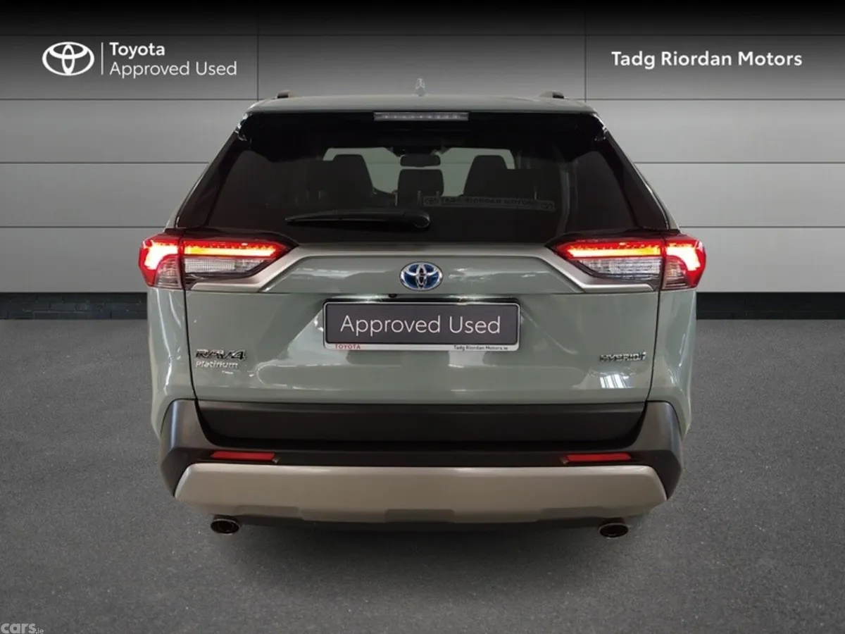 Toyota RAV4 SUV, Petrol Hybrid, 2022, Green