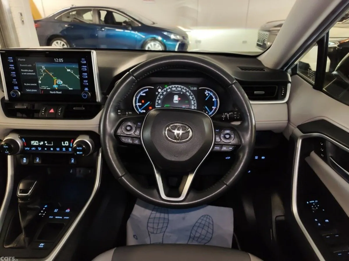 Toyota RAV4 SUV, Petrol Hybrid, 2022, Green