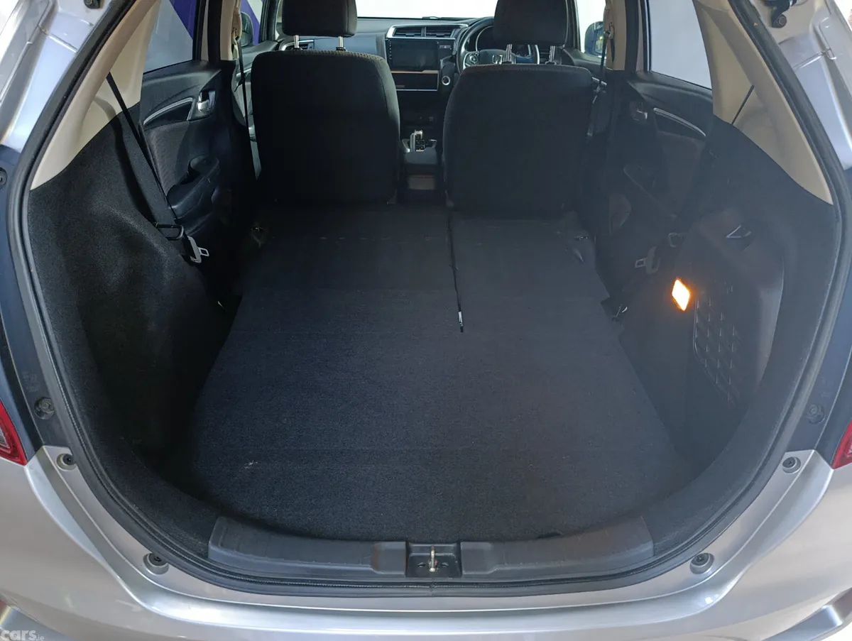 Honda Fit Hatchback, Petrol Hybrid, 2018, Silver