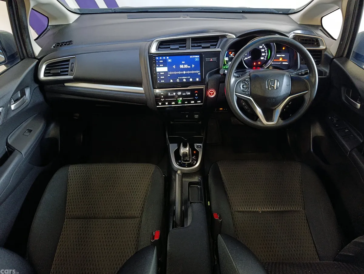 Honda Fit Hatchback, Petrol Hybrid, 2018, Silver