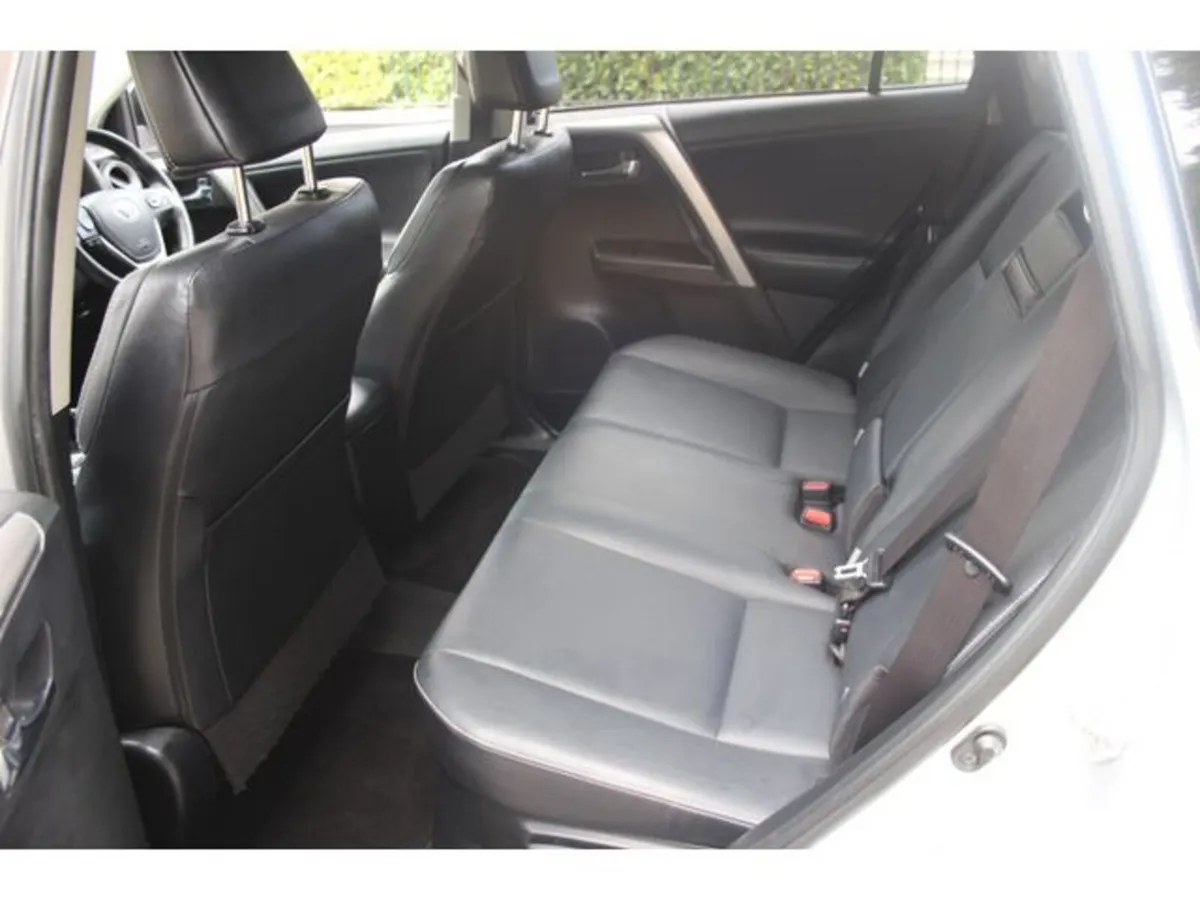 Toyota RAV4 Estate, Petrol Hybrid, 2016, Silver