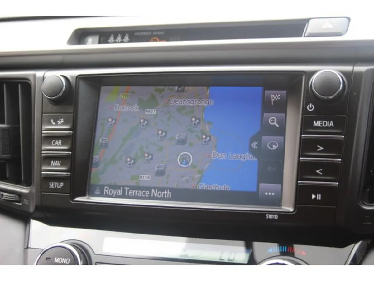 Toyota RAV4 Estate, Petrol Hybrid, 2016, Silver
