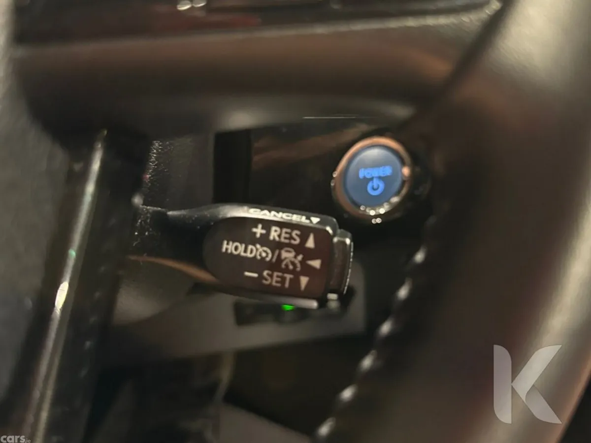 Toyota Prius Hatchback, Petrol Hybrid, 2022, Blue