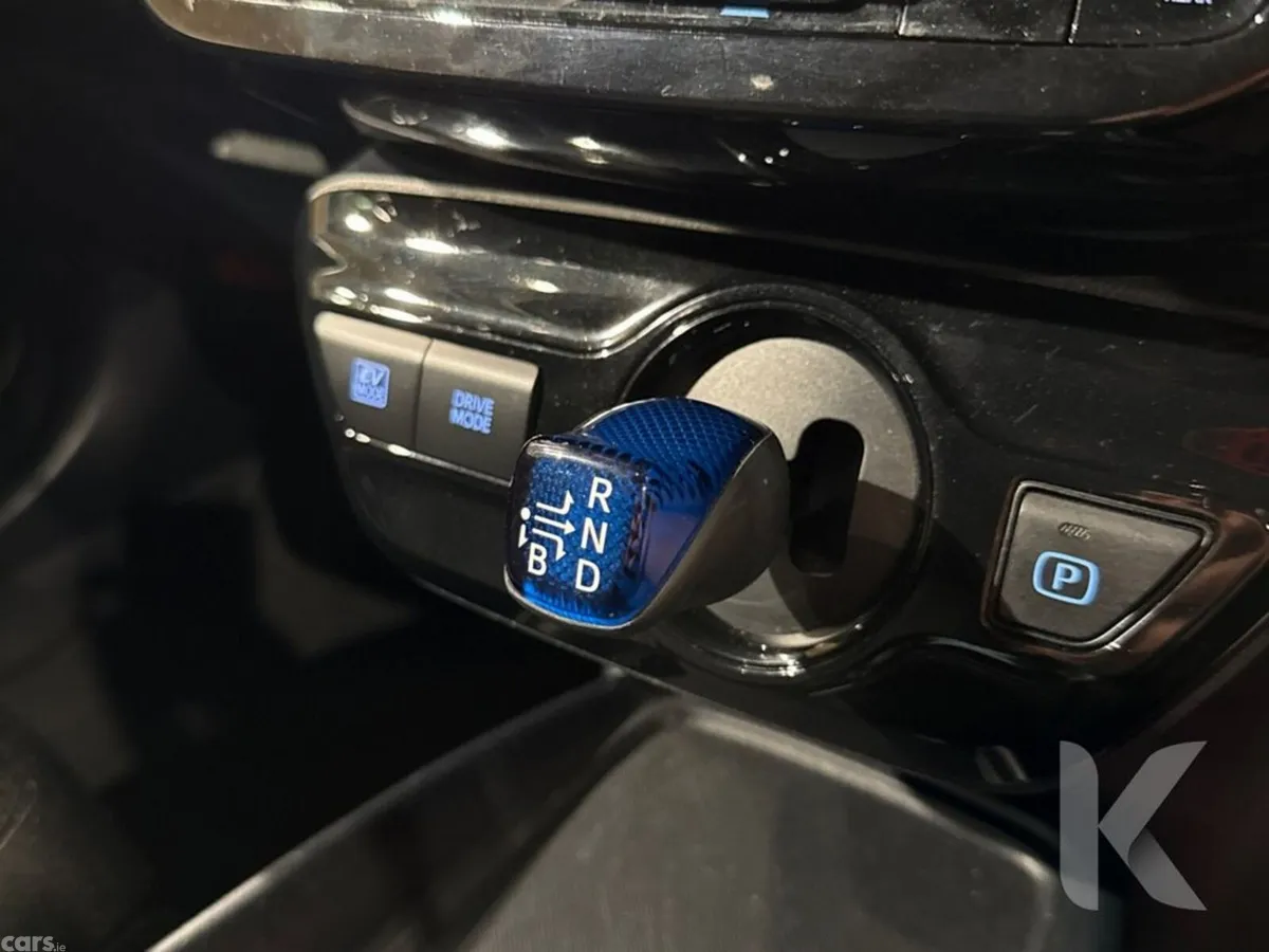 Toyota Prius Hatchback, Petrol Hybrid, 2022, Blue