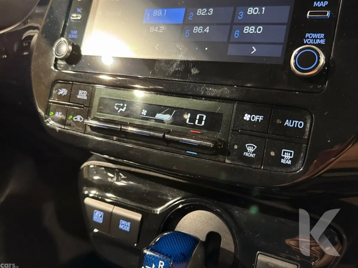 Toyota Prius Hatchback, Petrol Hybrid, 2022, Blue