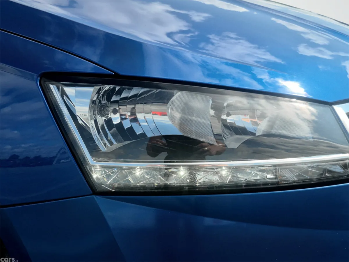 Skoda Fabia Hatchback, Petrol, 2020, Blue