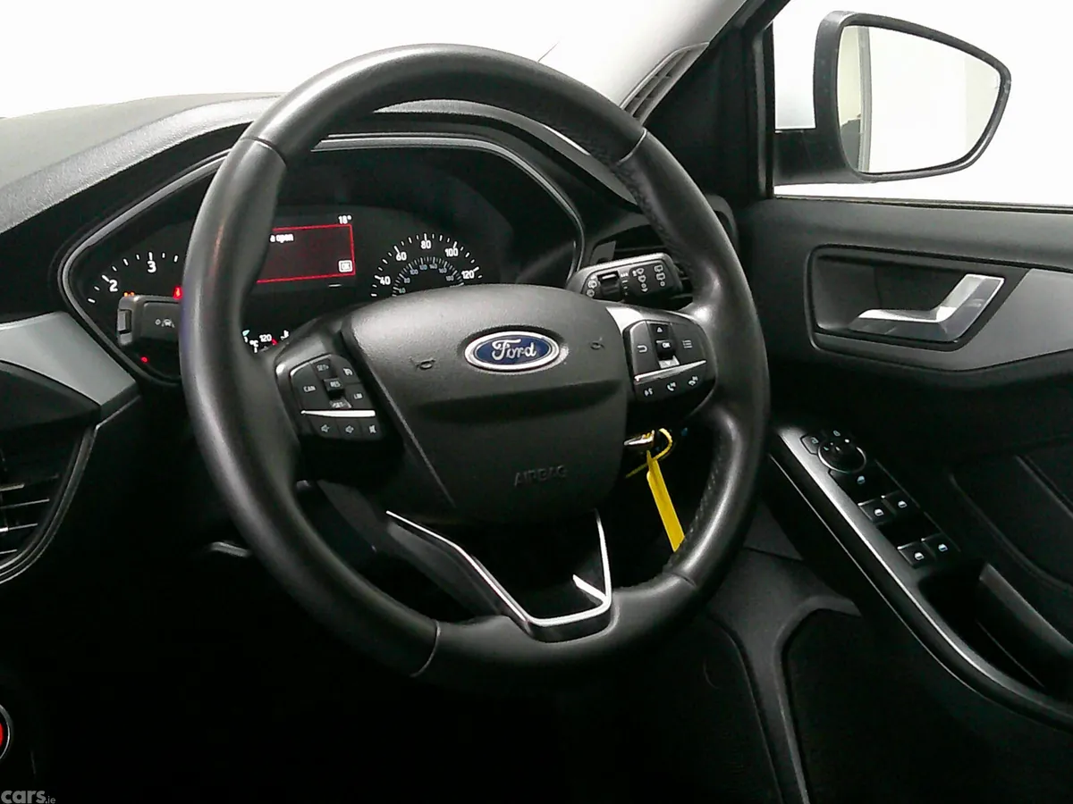 Ford Focus Hatchback, Diesel, 2022, White