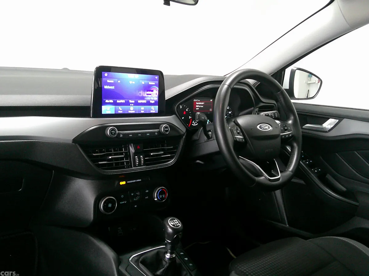 Ford Focus Hatchback, Diesel, 2022, White