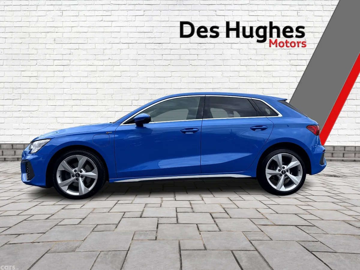 Audi A3 Hatchback, Petrol Plug-in Hybrid, 2022, Blue