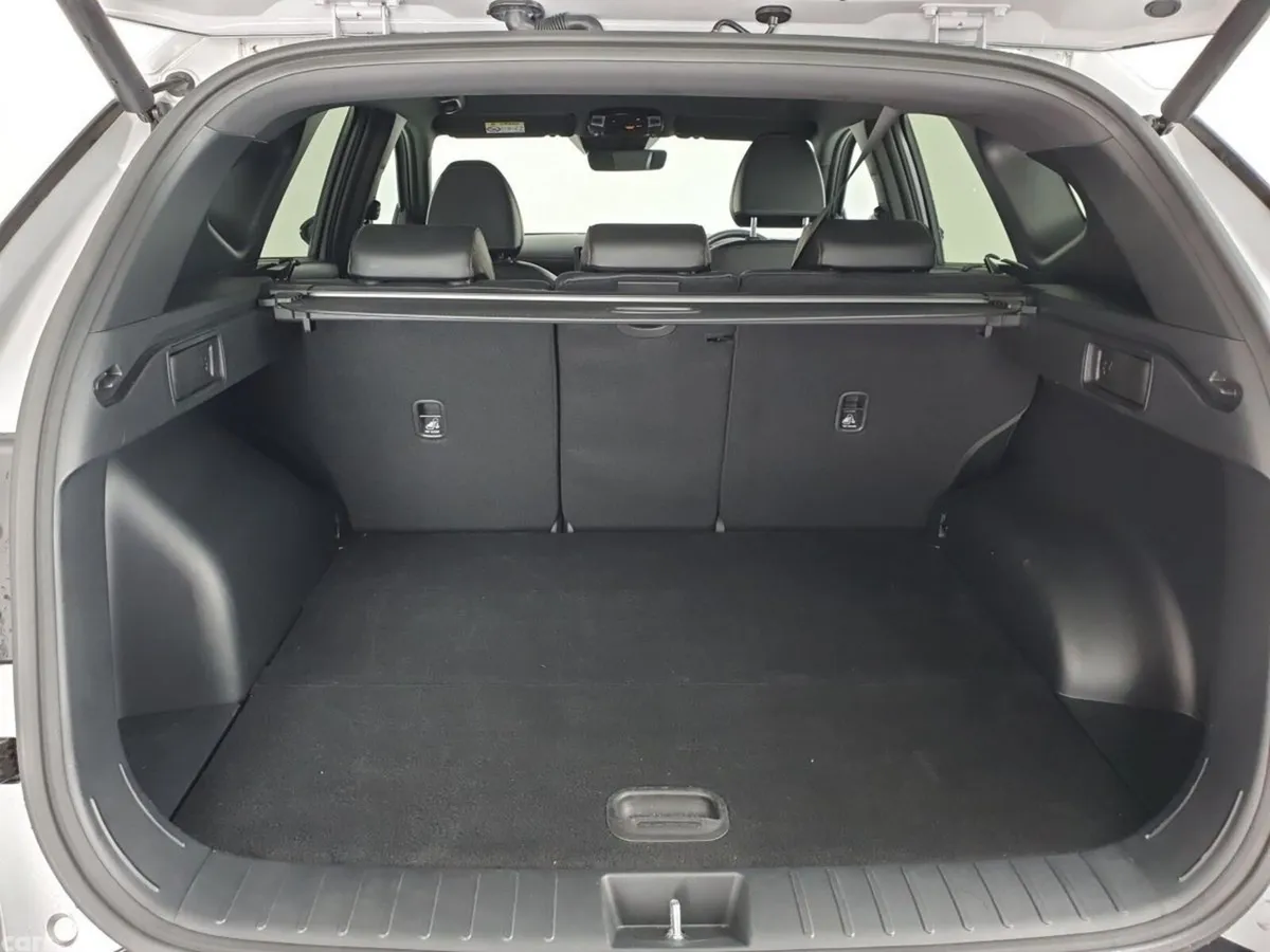 Hyundai Tucson SUV, Petrol Plug-in Hybrid, 2025, Silver