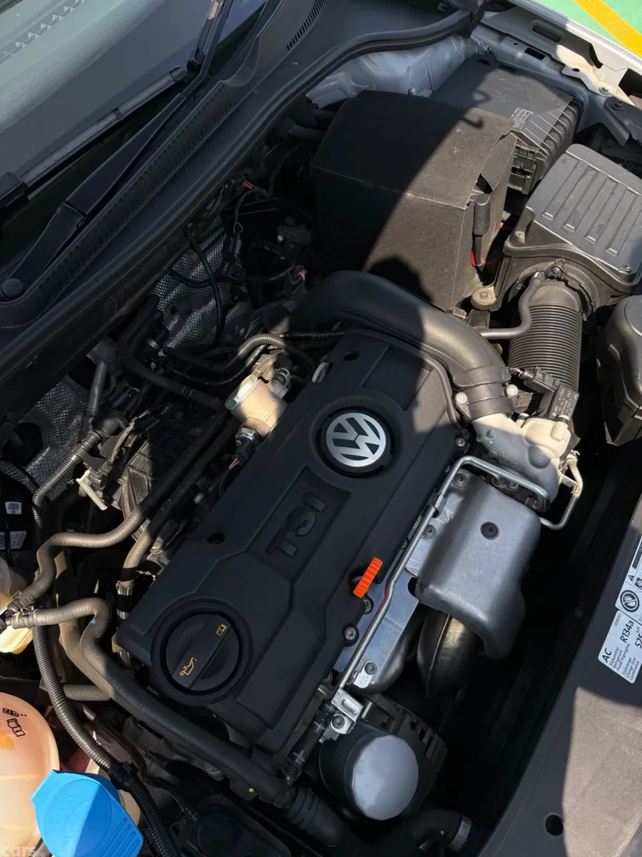 Volkswagen Golf Hatchback, Petrol, 2012, Silver
