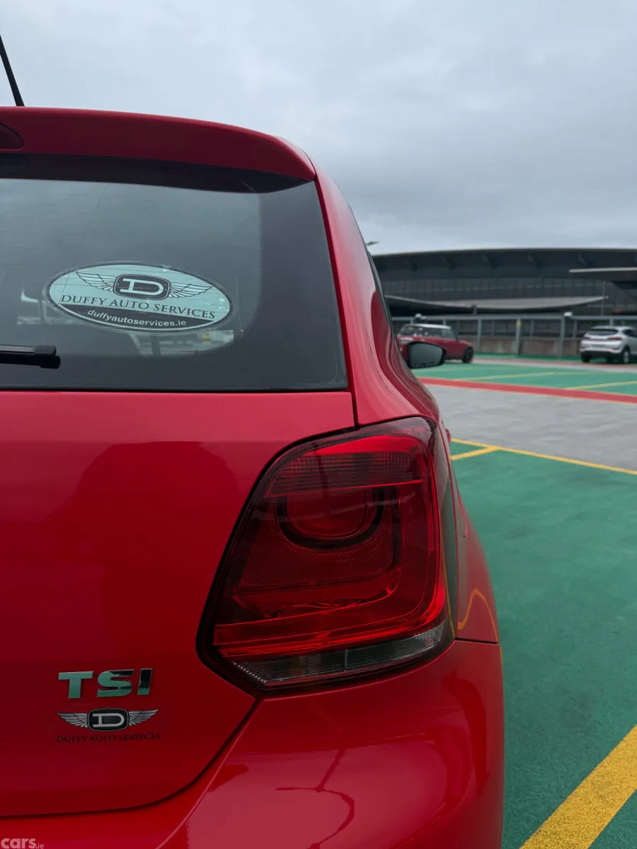 Volkswagen Golf Hatchback, Petrol, 2011, Red