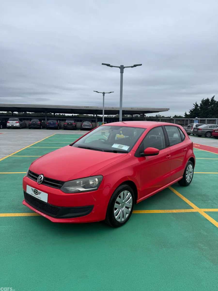 Volkswagen Golf Hatchback, Petrol, 2011, Red