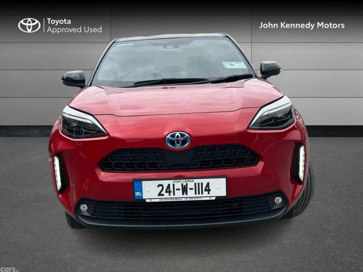 Toyota Yaris Cross Hatchback, Petrol Hybrid, 2024, Red