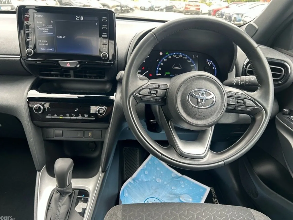 Toyota Yaris Cross Hatchback, Petrol Hybrid, 2024, Red