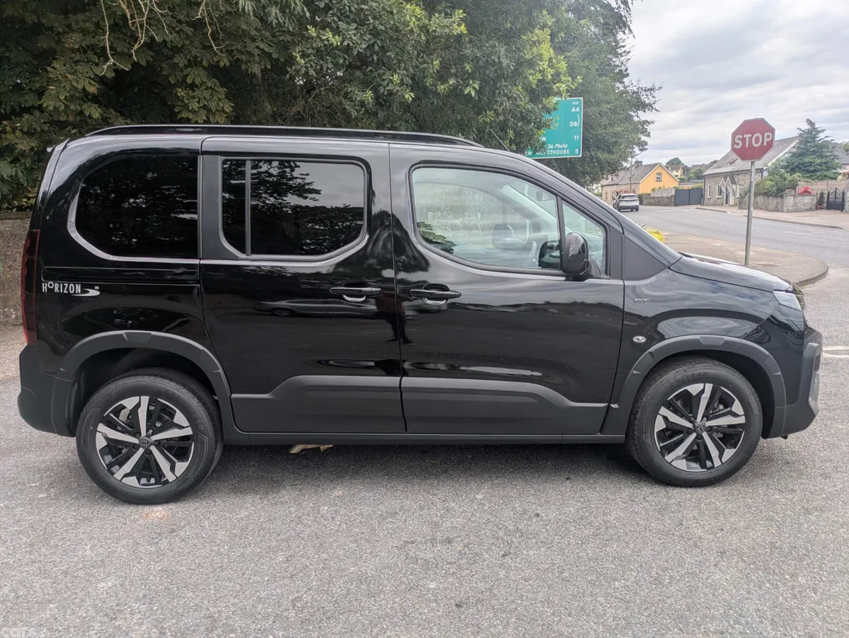 Peugeot Rifter MPV, Diesel, 2026, Black