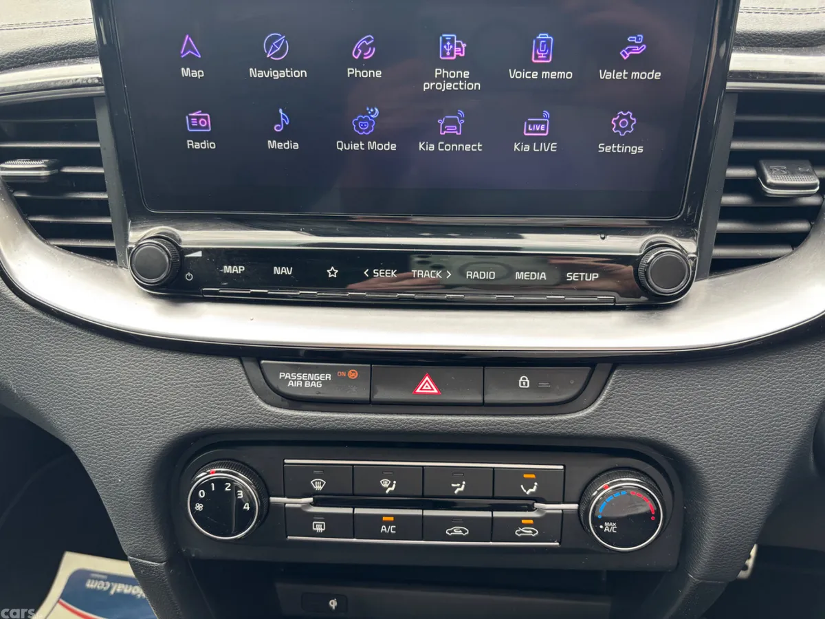 Kia Ceed Hatchback, Petrol, 2025, Grey