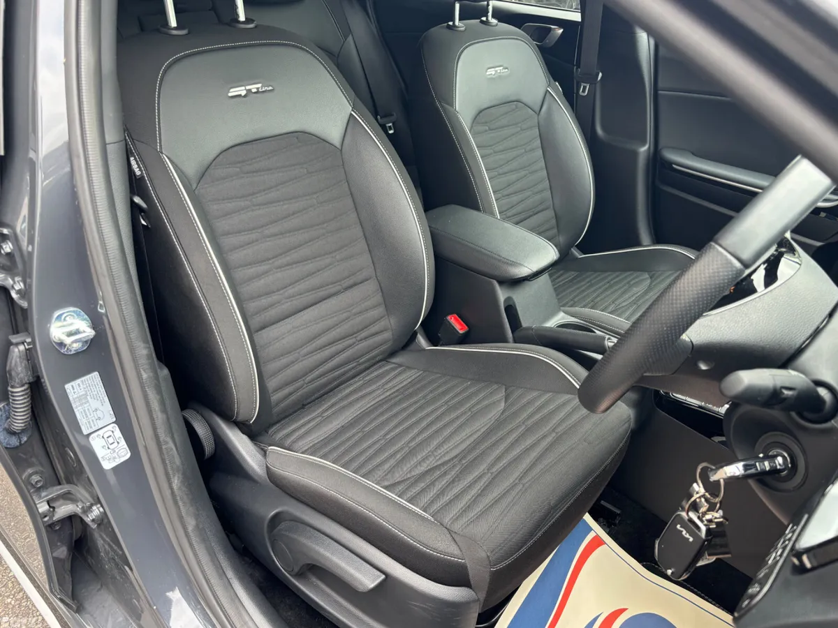 Kia Ceed Hatchback, Petrol, 2025, Grey
