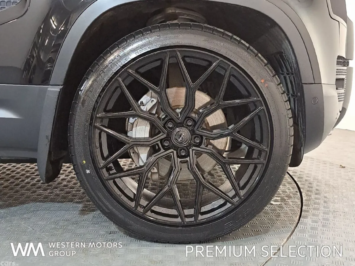 Land Rover Defender SUV, Petrol Plug-in Hybrid, 2023, Black