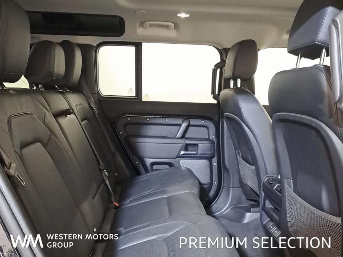 Land Rover Defender SUV, Petrol Plug-in Hybrid, 2023, Black