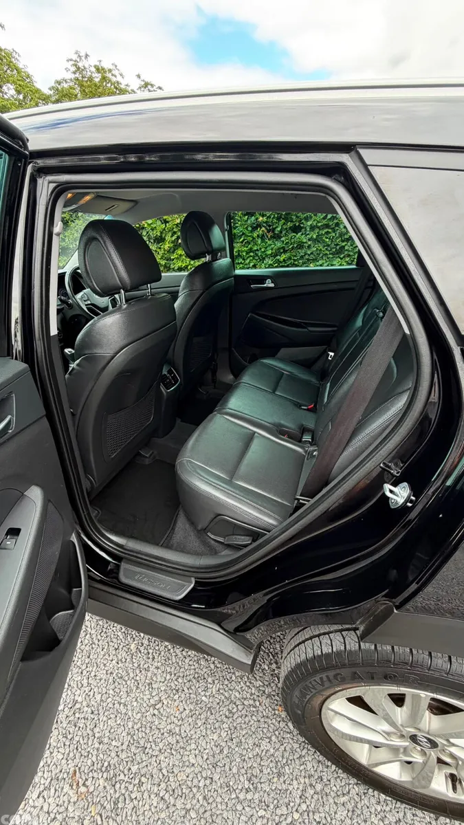 Hyundai Tucson SUV, Diesel, 2016, Black