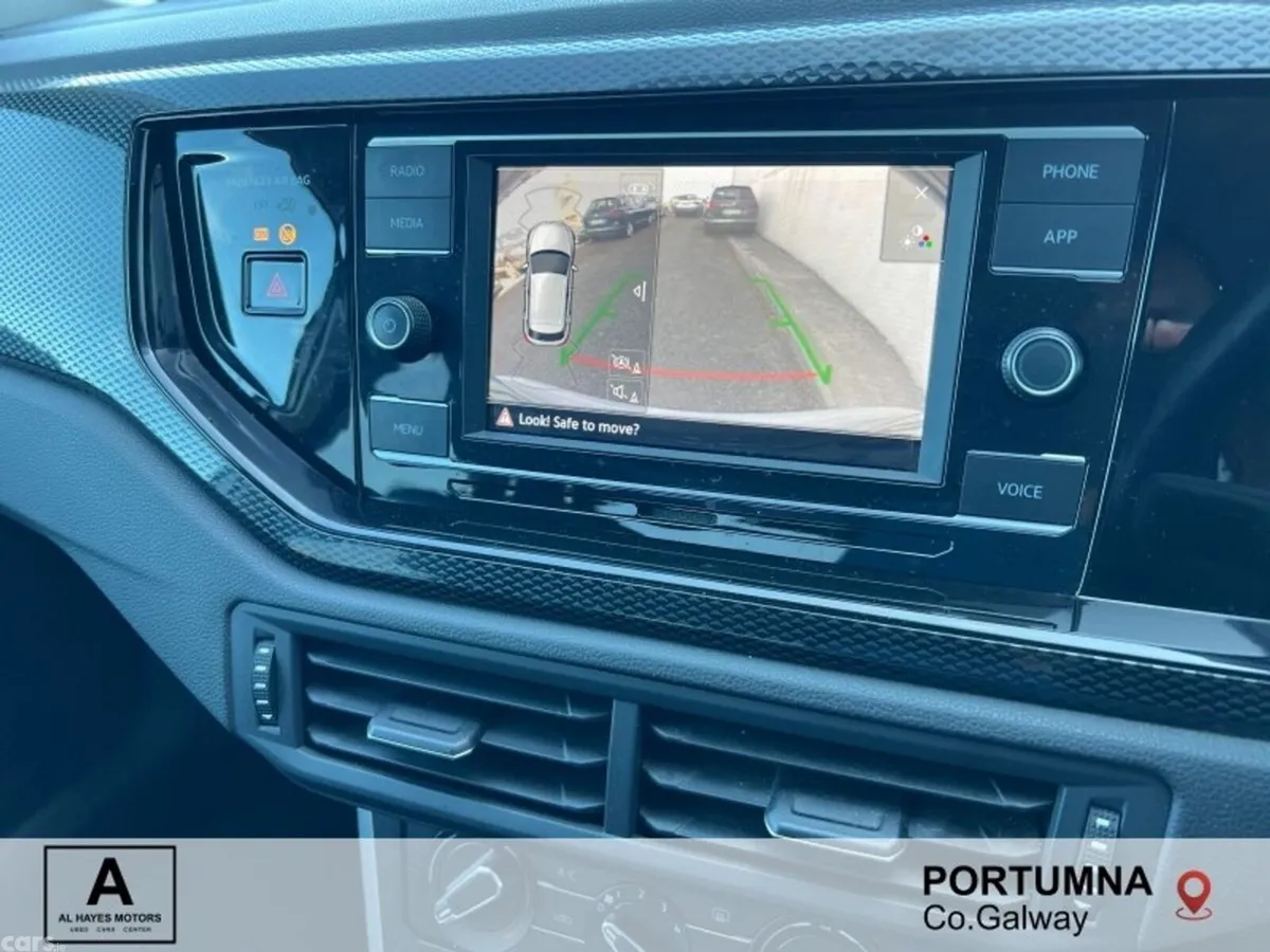 Volkswagen Taigo SUV, Petrol, 2022, Silver