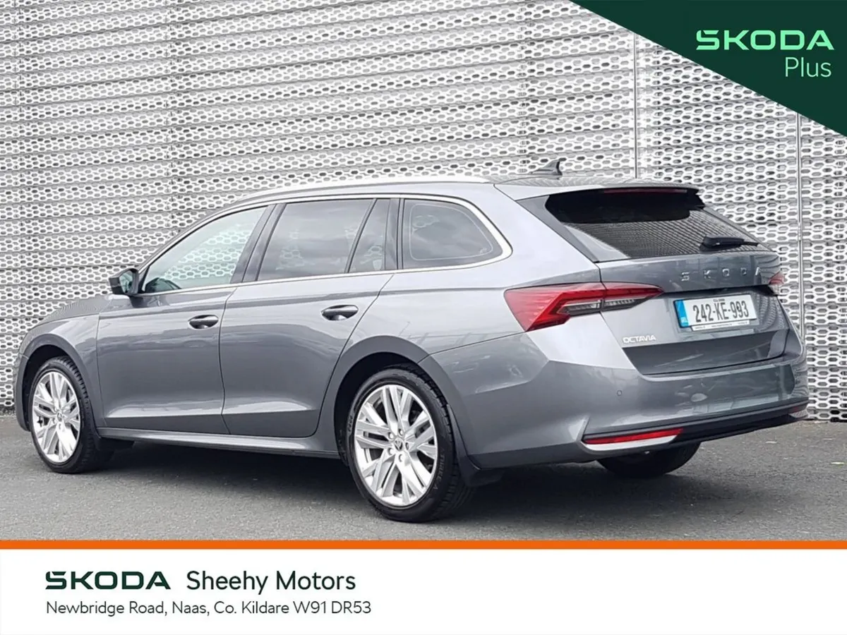 Skoda Octavia Estate, Diesel, 2024, Grey