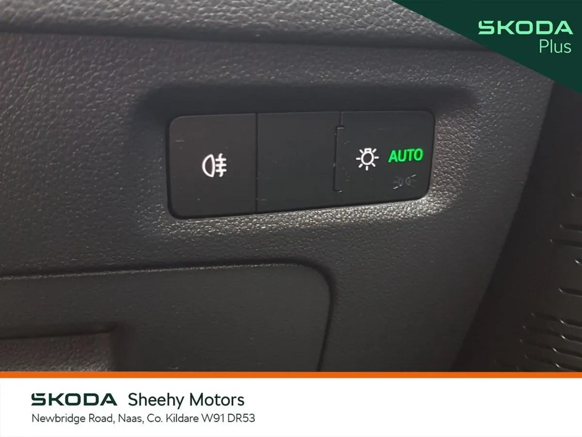 Skoda Octavia Estate, Diesel, 2024, Grey