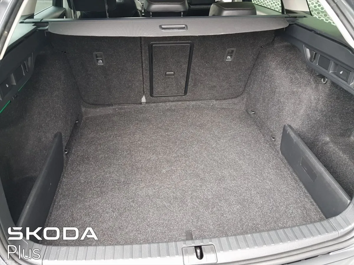 Skoda Octavia Estate, Diesel, 2024, Grey