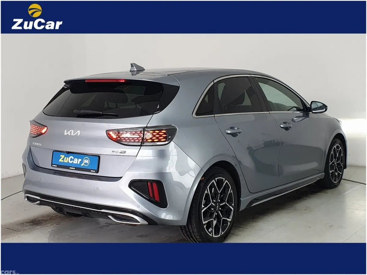 Kia Ceed Hatchback, Petrol, 2022, Grey