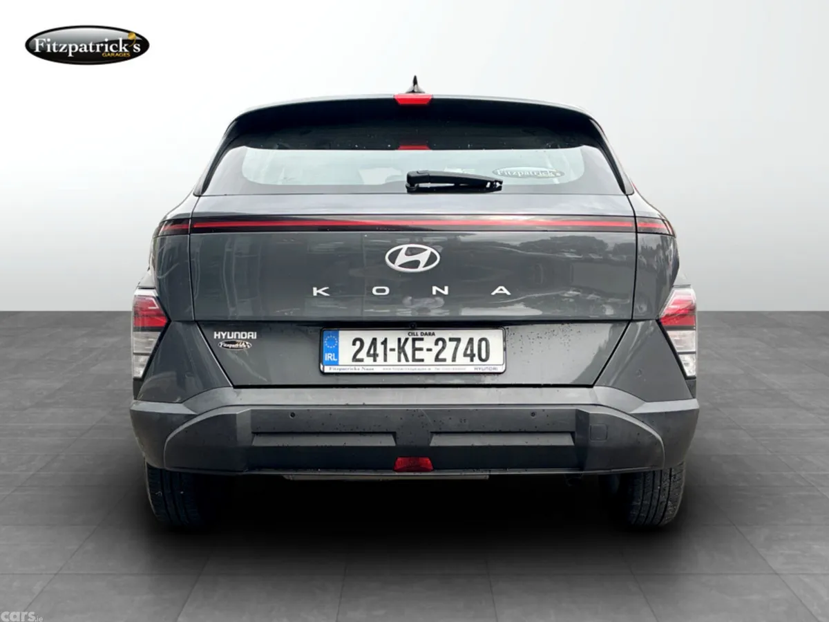 Hyundai KONA MPV, Petrol, 2024, Grey