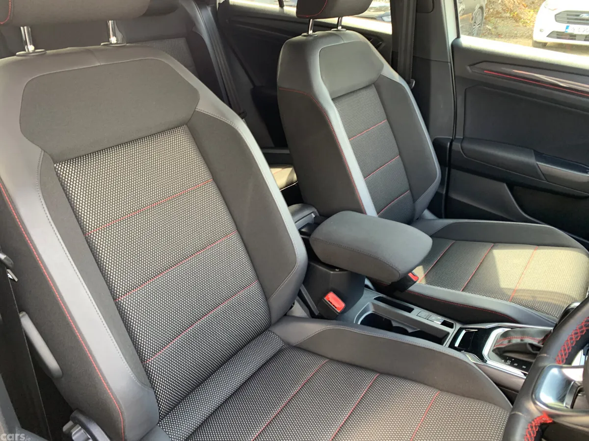 Volkswagen T-Roc SUV, Diesel, 2021, White